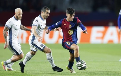 铁人回归！佩德里赛季已踢53场&amp;无受伤，全能表现身价达巅峰1.2亿