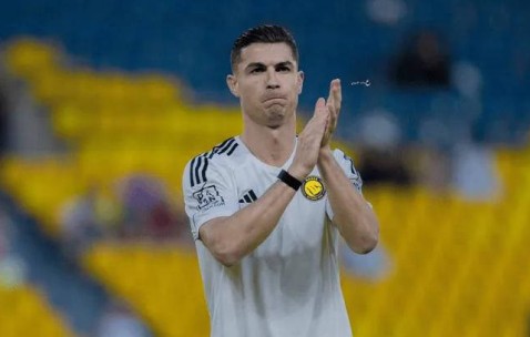 C罗考虑重返欧洲，世俱杯对决梅西或成关键