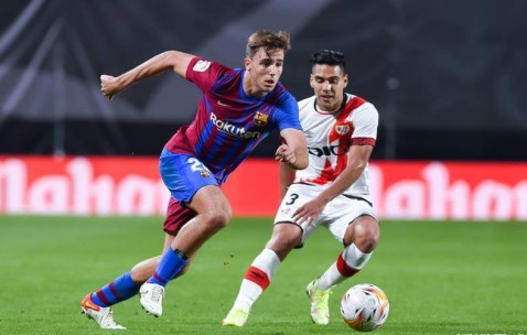 西甲周六030保级生死战！奥萨苏纳主场残阵续命，阿拉维斯客场回暖抢分反超