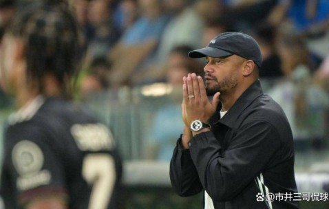 10连胜！孔帕尼的拜仁让德甲颤抖，瓜迪奥拉当年一句话真说对了？