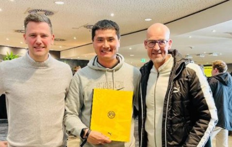 喜讯！德甲名帅成功加盟山东队，鲁能球迷热烈欢迎