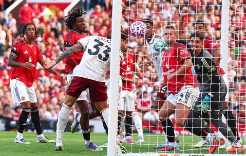 曼联仅仅是输在门将身上吗？阿森纳新中锋是水货 为啥欢呼哈弗茨
