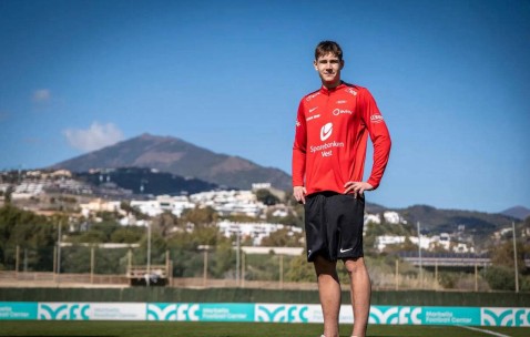 曼联继续寻找新星！计划签下马奎尔接班人，并争夺1500万法甲新星盖耶