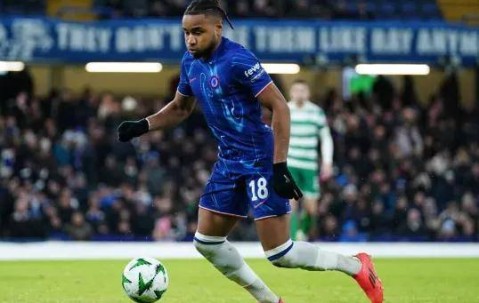 拜仁慕尼黑出奇招！双重突袭切尔西，蓝军两将成德甲新星！